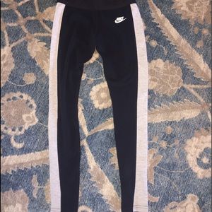 ✨Nike leggings✨